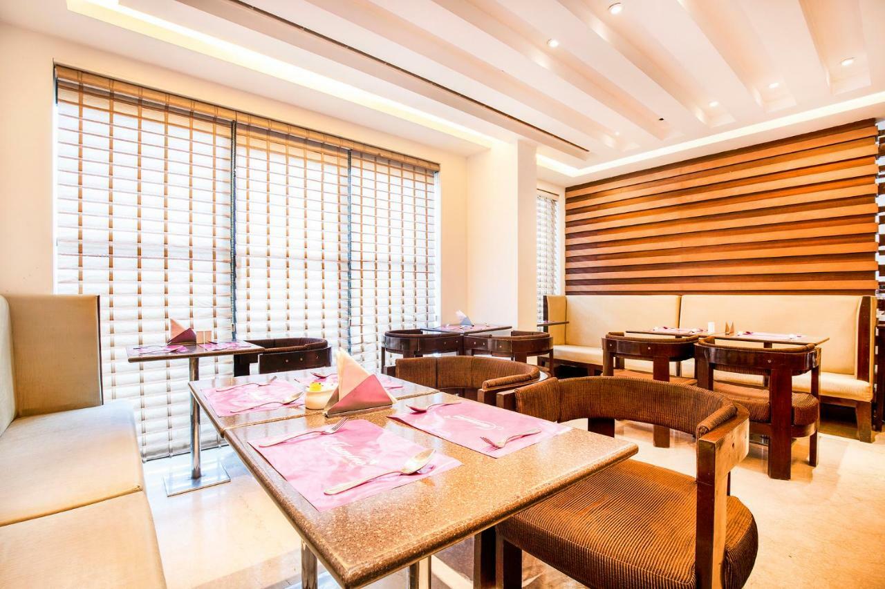 Jasmine Boutique Hotel Jasola New Delhi Ngoại thất bức ảnh